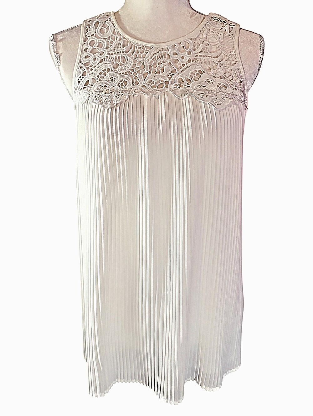 NWT Michael Kors Off White Pleated Accordion Tank Top Blouse Sheer Lace Yoke M